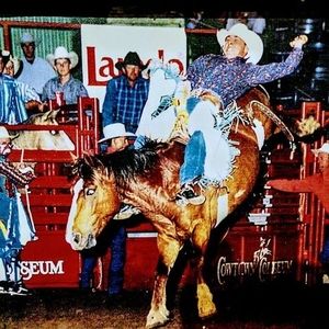 Meet your Posher, Shane